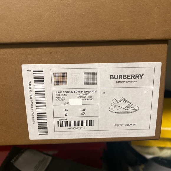 Burberry sneakers - Picture 10 of 10